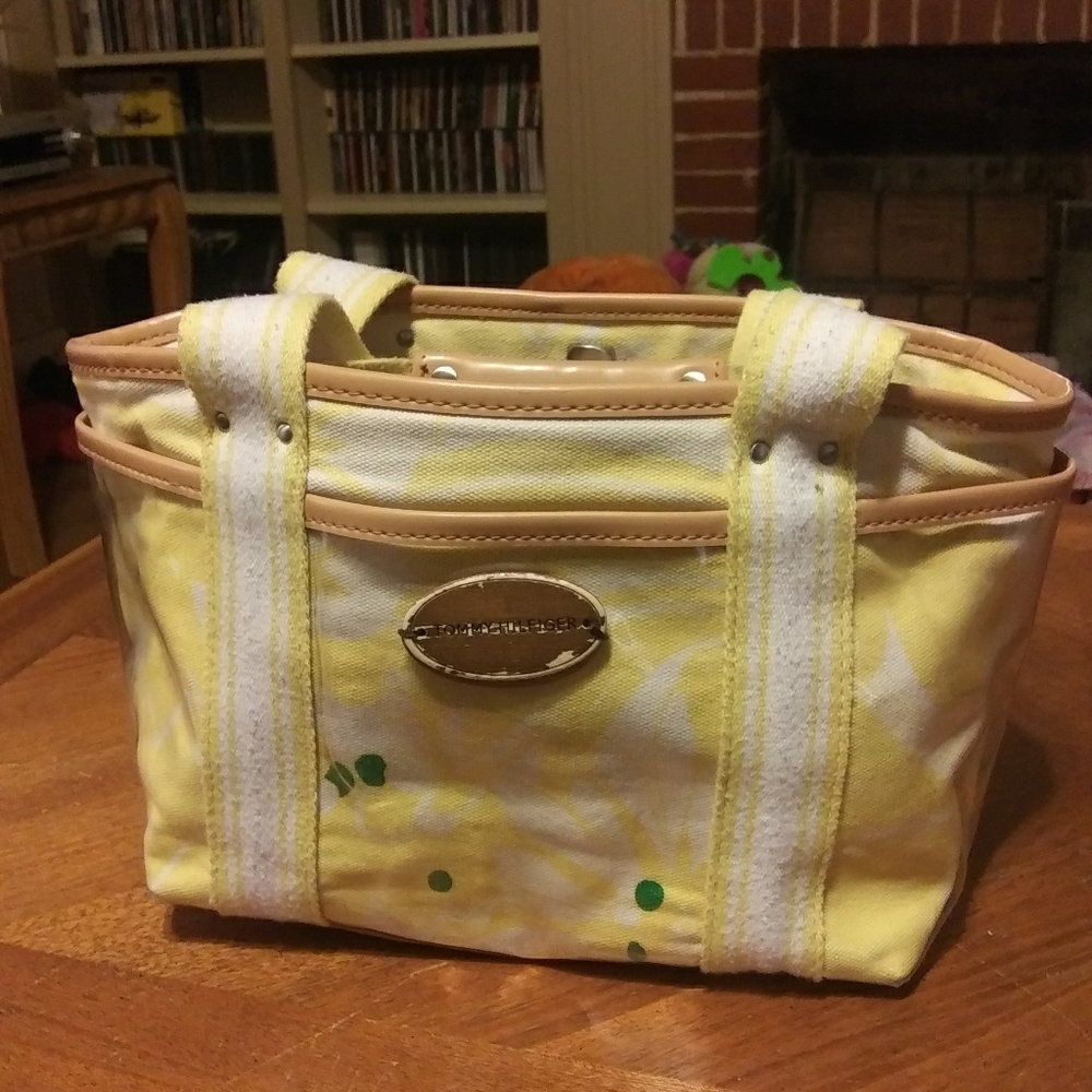 Tommy Hilfiger handbag